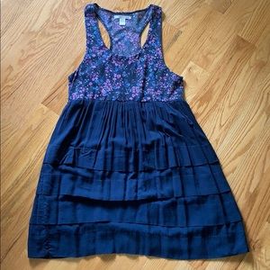 Sleeveless sundress☀️